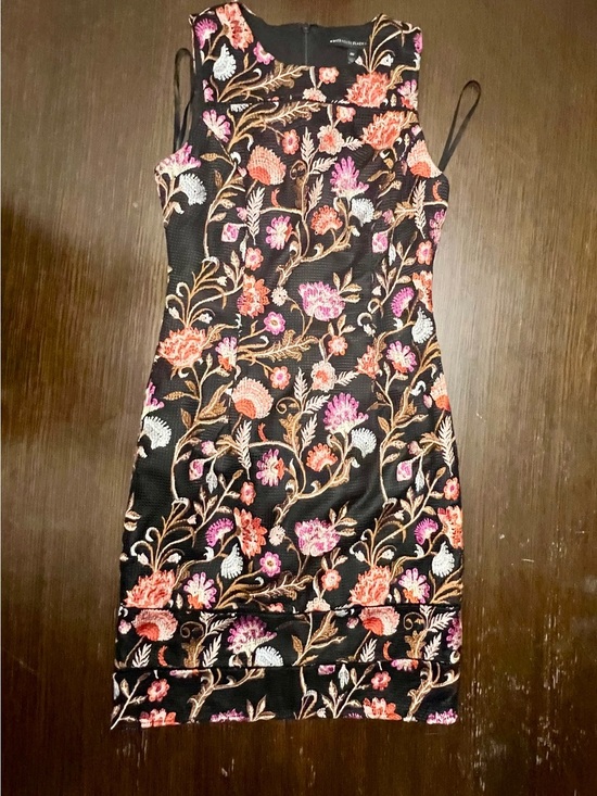 White House Black Market Dresses & Skirts - White House Black Market Black Floral Embroidered Sheath Dress